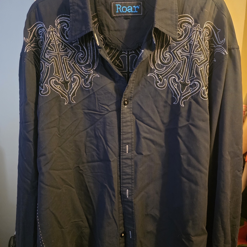Roar Navy Embroidered Shirt